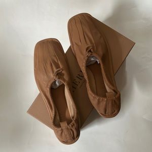 Hereu “Puntera” flats in Almond, Size 38